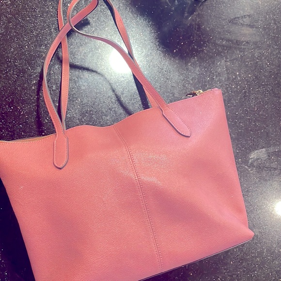 Dusty Rose Coach bag - Picture 2 of 3